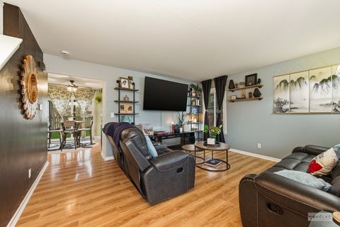 Tiny photo for 1447 Aspen Lane, Yorkville, IL 60560 (MLS # 12607224)