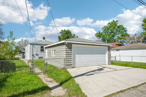 Tiny photo for 505 Monroe Street, Dolton, IL 60419 (MLS # 12606167)