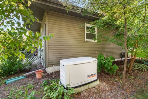 Tiny photo for 4712 Gregory Street, McHenry, IL 60051 (MLS # 12481702)