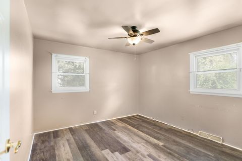 Tiny photo for 4712 Gregory Street, McHenry, IL 60051 (MLS # 12481702)