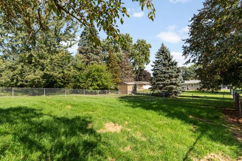 Tiny photo for 4712 Gregory Street, McHenry, IL 60051 (MLS # 12481702)