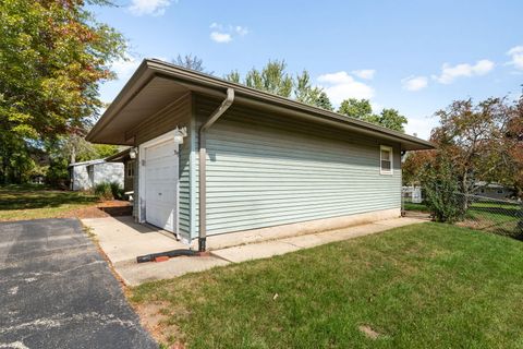 Tiny photo for 4712 Gregory Street, McHenry, IL 60051 (MLS # 12481702)