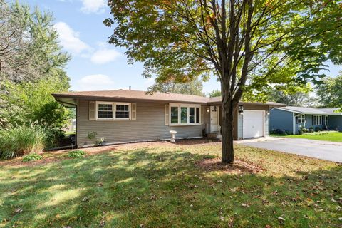 Tiny photo for 4712 Gregory Street, McHenry, IL 60051 (MLS # 12481702)