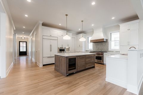 Tiny photo for 508 W Alma Street, Elmhurst, IL 60126 (MLS # 12388331)