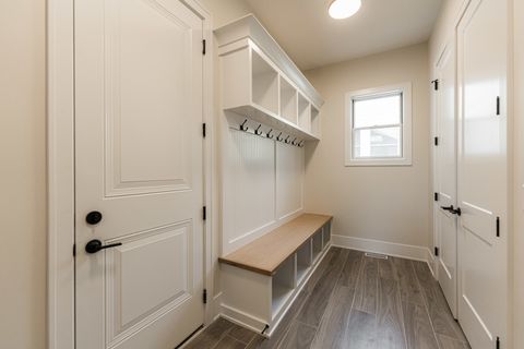 Tiny photo for 508 W Alma Street, Elmhurst, IL 60126 (MLS # 12388331)