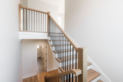 Tiny photo for 508 W Alma Street, Elmhurst, IL 60126 (MLS # 12388331)