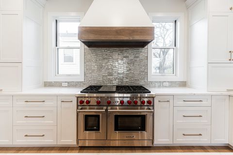 Tiny photo for 508 W Alma Street, Elmhurst, IL 60126 (MLS # 12388331)