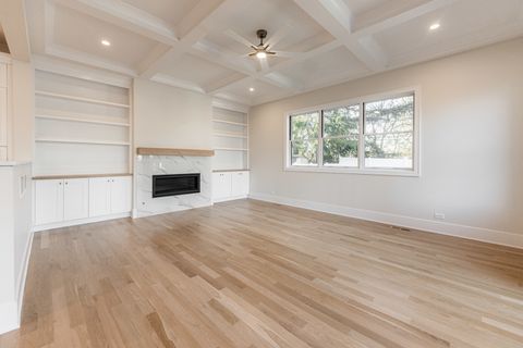 Tiny photo for 508 W Alma Street, Elmhurst, IL 60126 (MLS # 12388331)