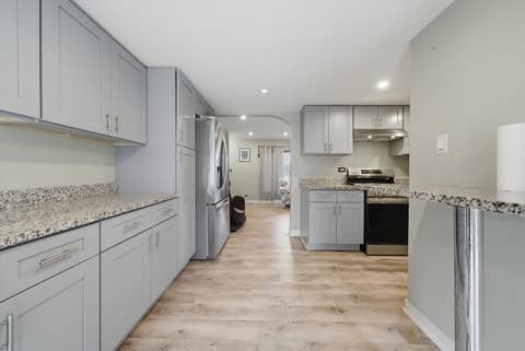 Tiny photo for 20 Ottawa Court, Justice, IL 60458 (MLS # 12641912)