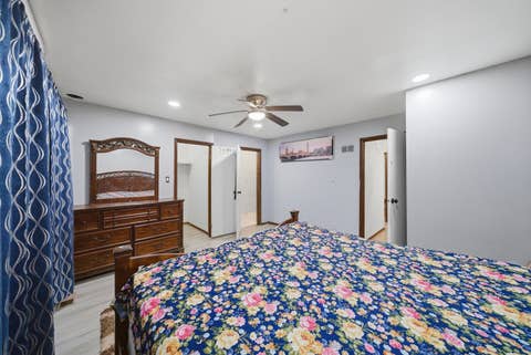 Tiny photo for 20 Ottawa Court, Justice, IL 60458 (MLS # 12641912)