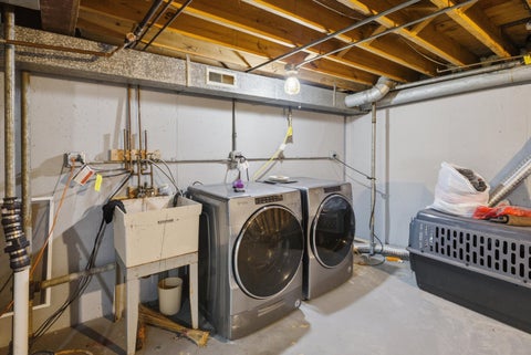 Tiny photo for 20 Ottawa Court, Justice, IL 60458 (MLS # 12641912)