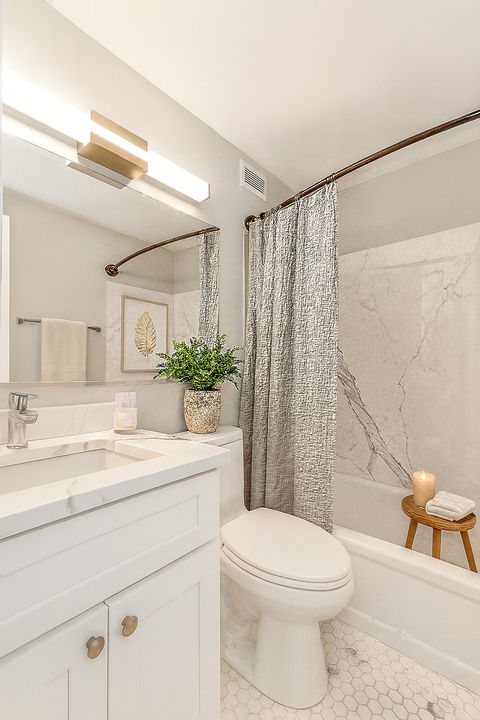 Tiny photo for 4343 N Clarendon Avenue #2112, Chicago, IL 60613 (MLS # 12495685)