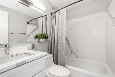 Tiny photo for 4343 N Clarendon Avenue #2112, Chicago, IL 60613 (MLS # 12495685)