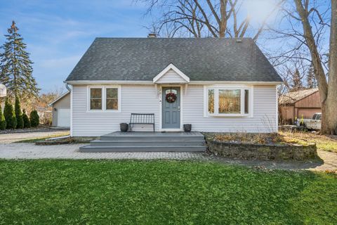 Photo of 201 67th Street, Darien, IL 60561 (MLS # 12525004)