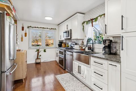 Tiny photo for 201 67th Street, Darien, IL 60561 (MLS # 12525004)