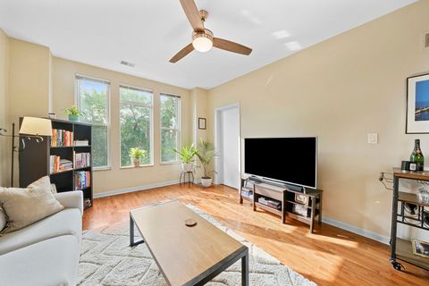 Tiny photo for 1031 N Paulina Street #3F, Chicago, IL 60622 (MLS # 12573272)