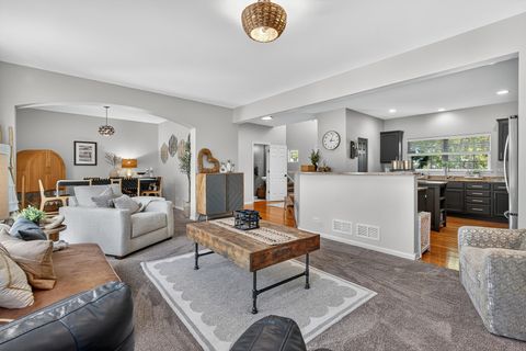 Tiny photo for 260 LONGVIEW Drive, Elgin, IL 60123 (MLS # 12473226)