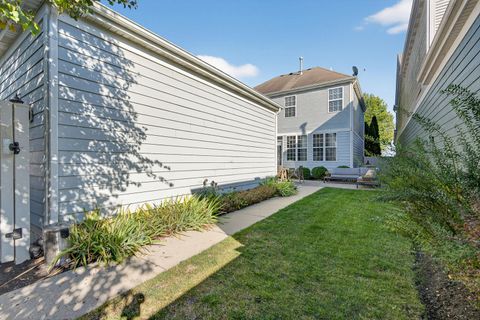 Tiny photo for 260 LONGVIEW Drive, Elgin, IL 60123 (MLS # 12473226)