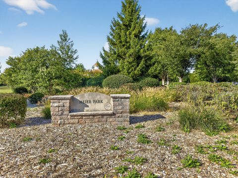 Tiny photo for 260 LONGVIEW Drive, Elgin, IL 60123 (MLS # 12473226)