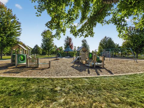 Tiny photo for 260 LONGVIEW Drive, Elgin, IL 60123 (MLS # 12473226)