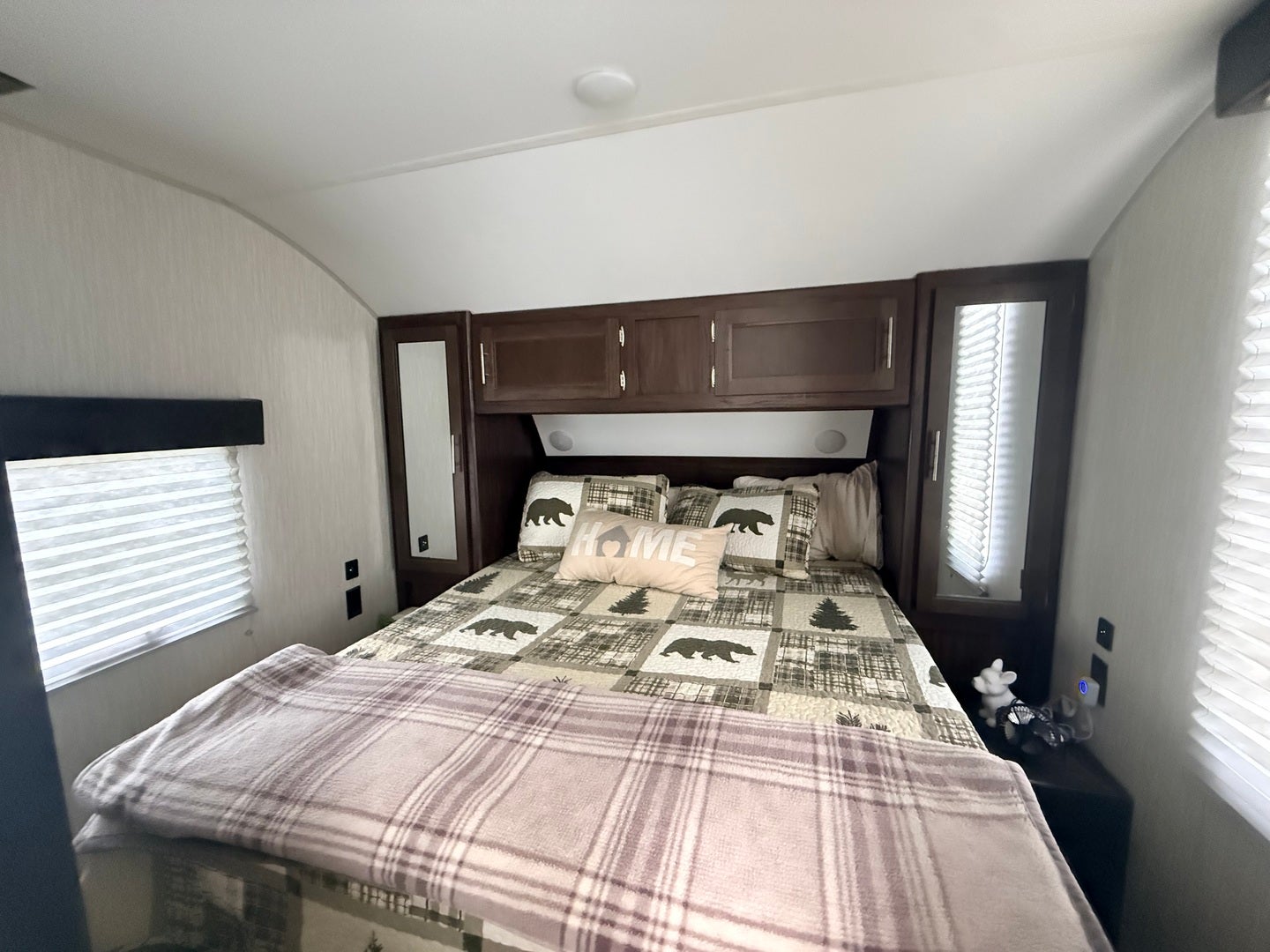 12-43 Woodhaven Lakes