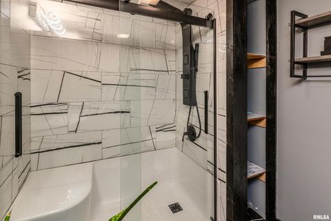 Tiny photo for 320 FRANKLIN Avenue, Orient, IL 62874 (MLS # EB460334)