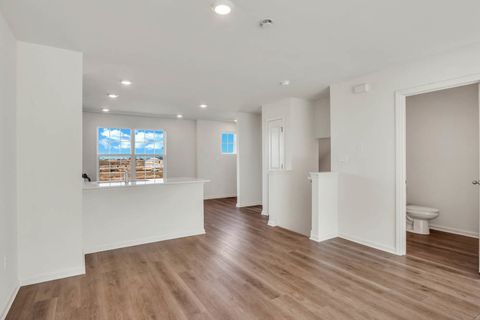 Tiny photo for 436 Lakeshore Court, St. Charles, IL 60174 (MLS # 12487804)