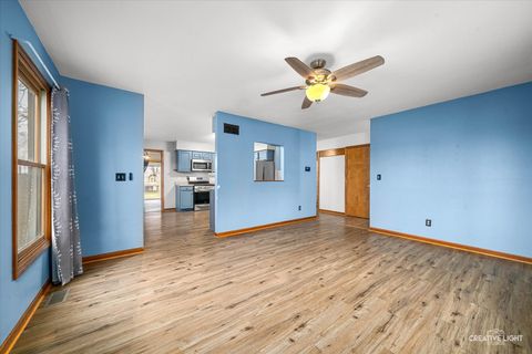 Tiny photo for 2712 N 3853rd Road, Sheridan, IL 60551 (MLS # 12519537)