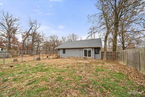 Tiny photo for 2712 N 3853rd Road, Sheridan, IL 60551 (MLS # 12519537)