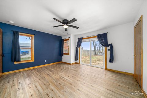 Tiny photo for 2712 N 3853rd Road, Sheridan, IL 60551 (MLS # 12519537)