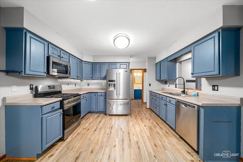 Tiny photo for 2712 N 3853rd Road, Sheridan, IL 60551 (MLS # 12519537)