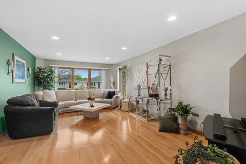Tiny photo for 3217 N Paris Avenue, Chicago, IL 60634 (MLS # 12635529)