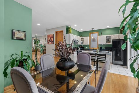 Tiny photo for 3217 N Paris Avenue, Chicago, IL 60634 (MLS # 12635529)