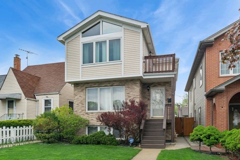 Photo of 3217 N Paris Avenue, Chicago, IL 60634 (MLS # 12635529)