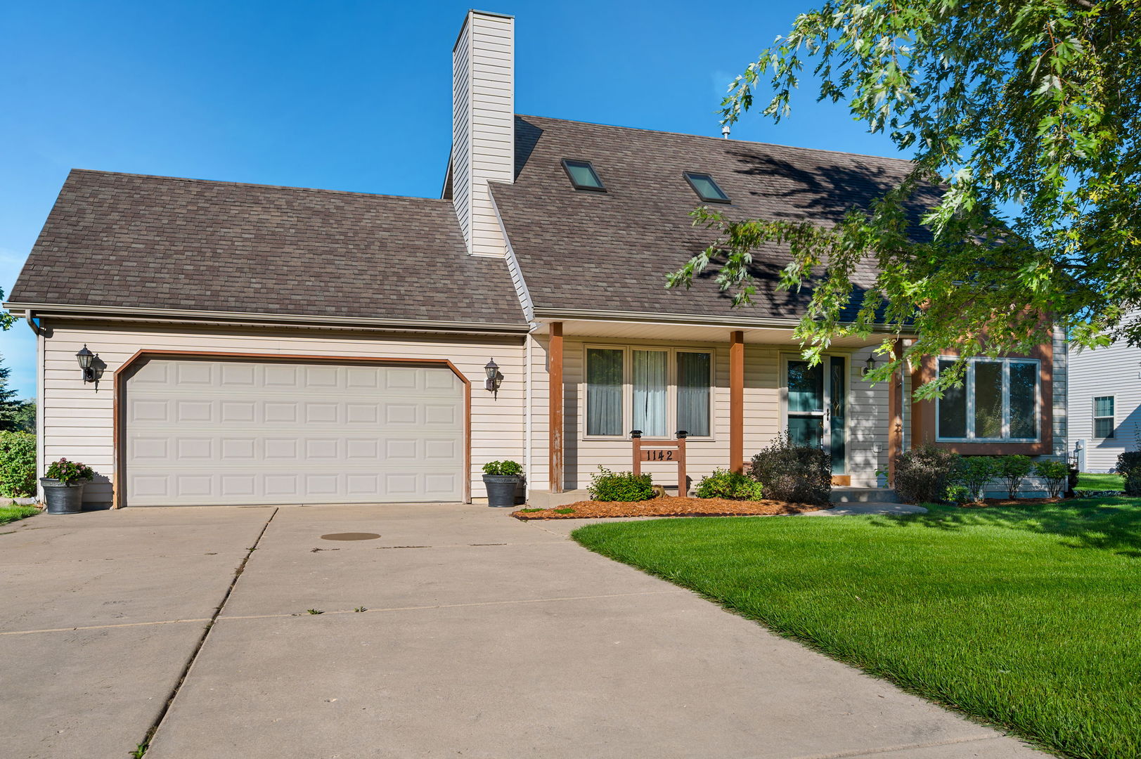 1142 Mulberry Lane