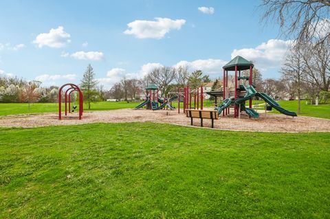 Tiny photo for 221 Hampshire Court #201D, Naperville, IL 60565 (MLS # 12481609)