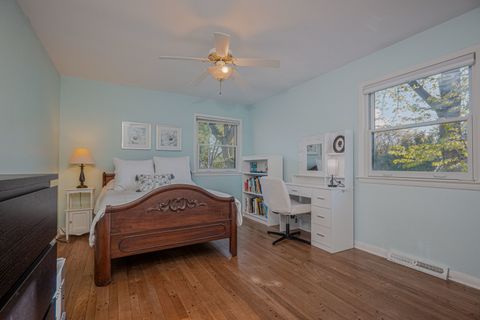 Tiny photo for 702 Maple Lane, Geneva, IL 60134 (MLS # 12626937)
