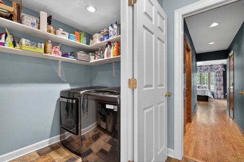 Tiny photo for 38 Forest Hills Road, Lake Bluff, IL 60044 (MLS # 12664058)