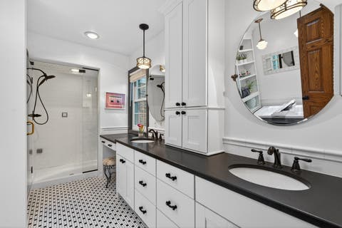 Tiny photo for 38 Forest Hills Road, Lake Bluff, IL 60044 (MLS # 12664058)