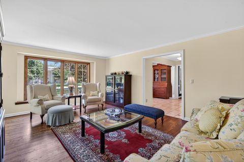 Tiny photo for 38 Forest Hills Road, Lake Bluff, IL 60044 (MLS # 12664058)