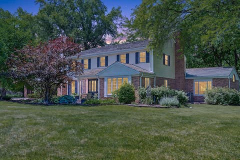 Tiny photo for 38 Forest Hills Road, Lake Bluff, IL 60044 (MLS # 12664058)