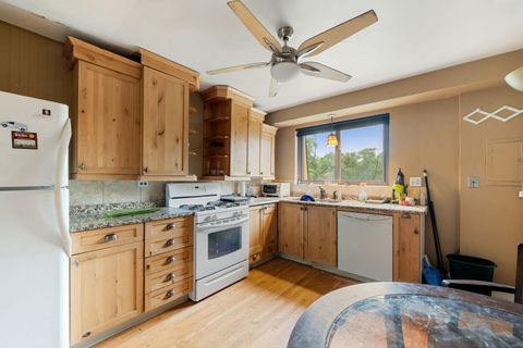 Tiny photo for 1520 S Fairfield Avenue #32C, Lombard, IL 60148 (MLS # 12487493)
