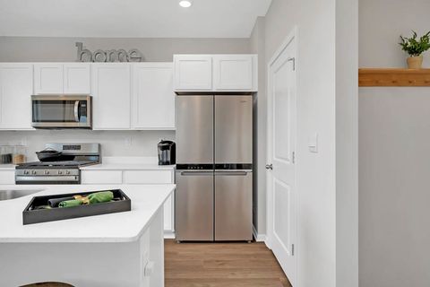 Tiny photo for 510 Autumn Moor Trail, Hampshire, IL 60140 (MLS # 12502768)