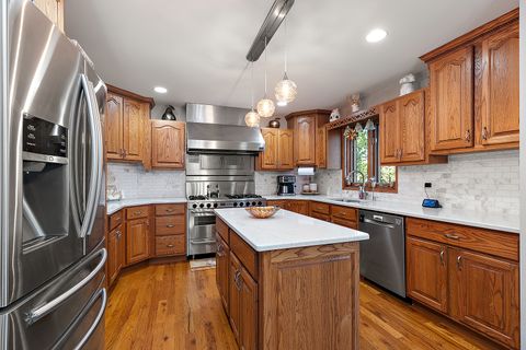 Tiny photo for 1110 Lakeside Drive, New Lenox, IL 60451 (MLS # 12499728)