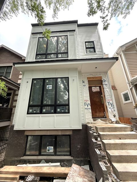 3443 N Hamilton Avenue Chicago IL 60618