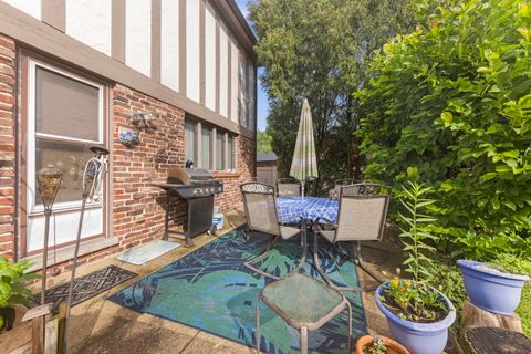 Tiny photo for 3043 Bonnie Brae Cres, Flossmoor, IL 60422 (MLS # 12464923)