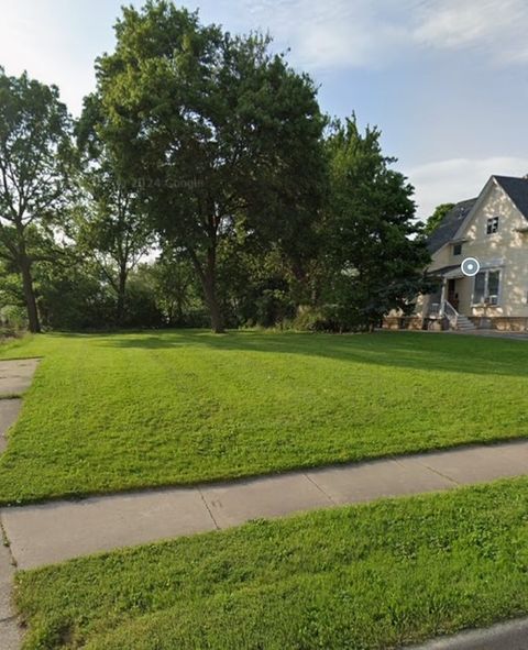 Tiny photo for 625 S Lake Street, Aurora, IL 60506 (MLS # 12303903)