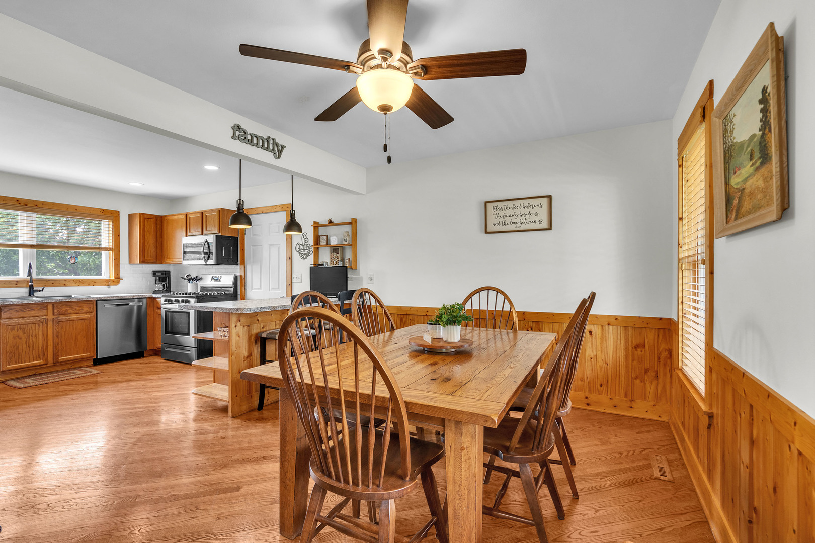 1124 Cottonwood Lane