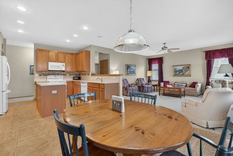 Tiny photo for 507 Homeview Drive, Oswego, IL 60543 (MLS # 12601127)