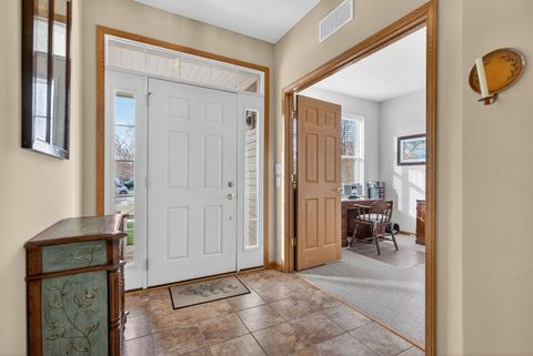 Tiny photo for 507 Homeview Drive, Oswego, IL 60543 (MLS # 12601127)